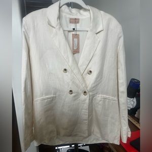 Linen blend cream oversized blazer! Size medium NWT